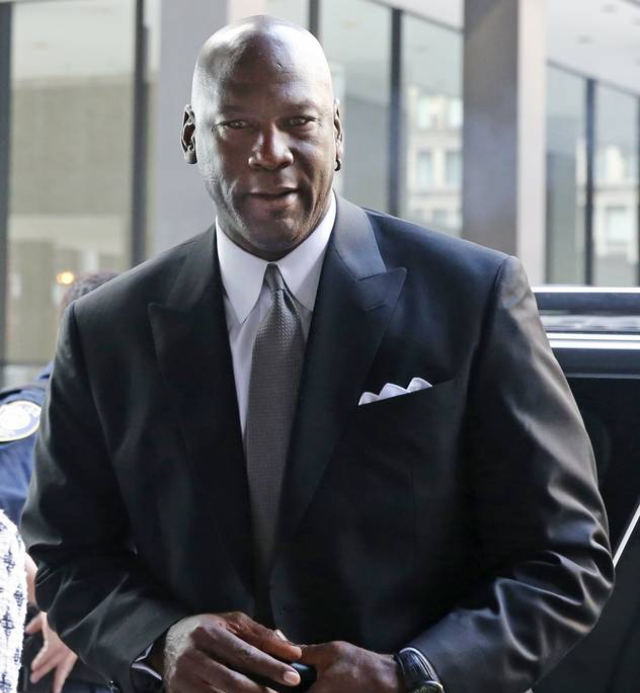 Michael Jordans Nettovermögen: Eine umfassende Aufschlüsselung der Einnahmen, Investitionen und Vermögenswerte des ikonischen Basketballspielers